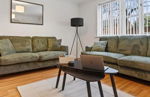 NEW! Large 5BR 2BA Home Leamington Spa Driveway Garage Parking WI-FI - Photo 41