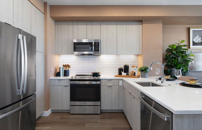 Vasara Menlo Park Condos - Photo 5