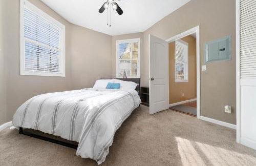 Cozy 1 bdr/1br near downtown - Photo 17