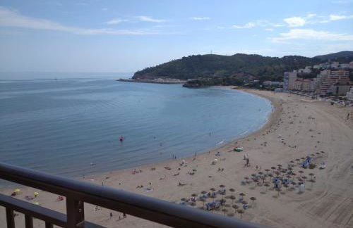 Apartamento en primerísima línea de playa con espectaculares vistas Netflix, Prime y Disney - Photo 8