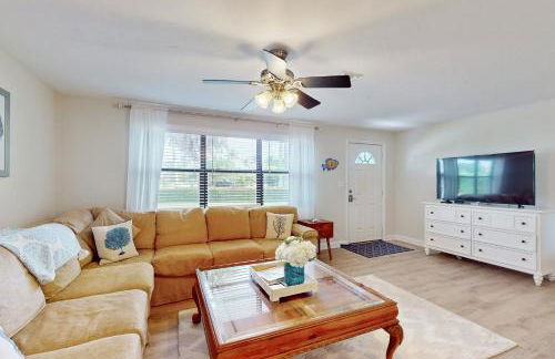 Breezy Bungalow - Photo 5