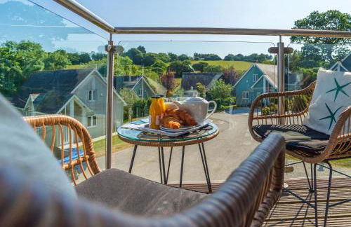 Trewhiddle Retreat V4 by Together Travel - Luxury 4-Bedroom Villa - Foto 4