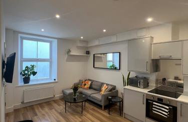 1 Bed Apartment in Town Centre - Foto 3