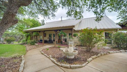 Secluded Country Hideaway with Fire Pit and Pool! - Foto 2