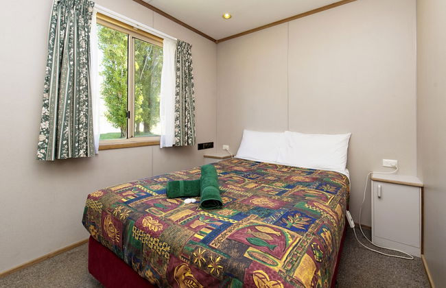 Rainbow Pines Tourist Caravan Park - Foto 3