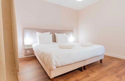 Le mas du roulier, villa provençale chic, 320m2 au calme avec vue 180 sur puy de Dôme - Foto 32