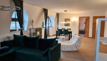 Stadtvilla Apartment mit Schlossblick - Foto 1