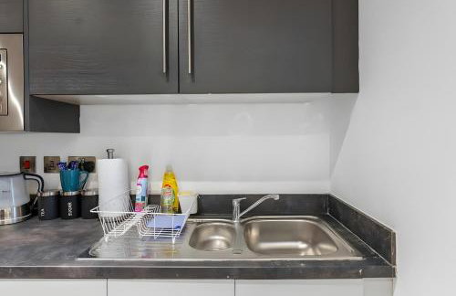 Central Wigan Large House - Ideal for Contractors & Families - Foto 11