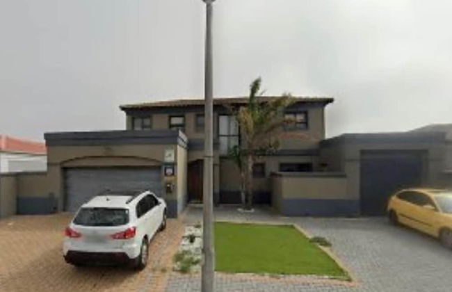 HERMISERVE PTY LTD - Photo 1