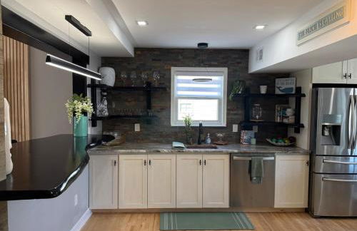 Ground-level bed bath house1mi to the beach sleep8 - Foto 30