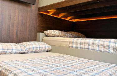 Apartamento moderno, a 200 metros da praia com pátio,piscina e churrasqueira privativa 2 vagas de garagem - Foto 20