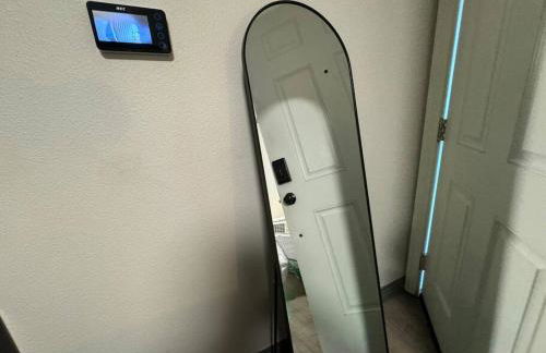 Modern condo near Fremont Street - Foto 16