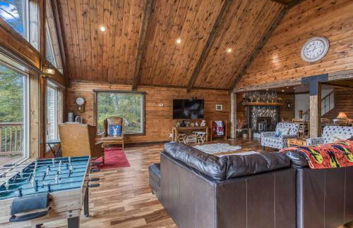 Mountain retreat w 2 fireplaces & lake - Foto 7