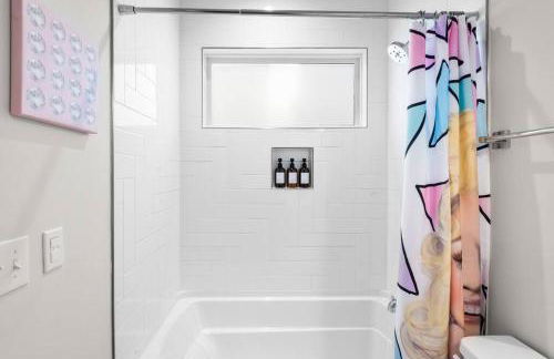 Ultimate Bach 10min to DT IG Walls Every Room - Foto 50