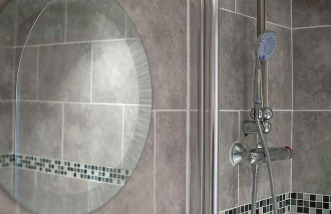 Stunning 2-bed Apartment in Birmingham - Foto 11