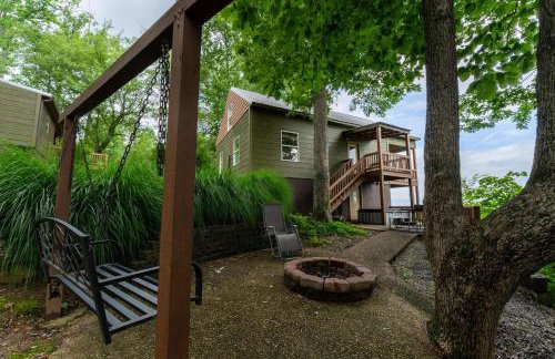 The Summit - 4 cabin getaway for 20 guests with views - Foto 42