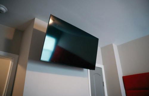 Charm City Luxury 4 Bedroom Brick Home - Foto 59