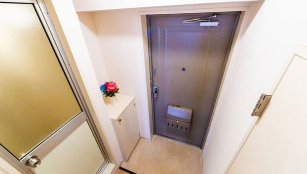 Commence3 - Foto 2, Entrada interior