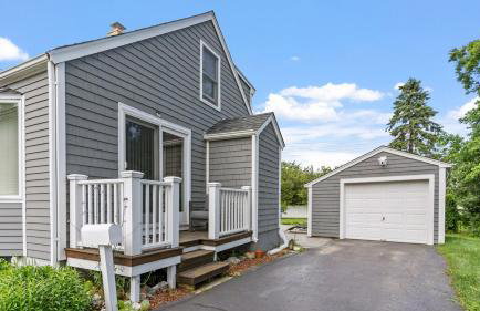 Newport Beach House with Huge Yard - Foto 2