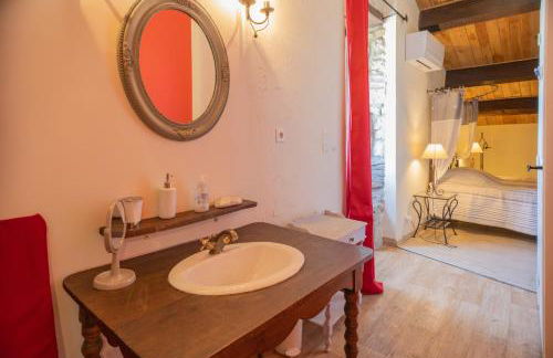 Le Mas pierre et soie - Photo 35