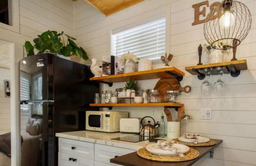 Tiny Farmhouse on Wheels - Foto 29