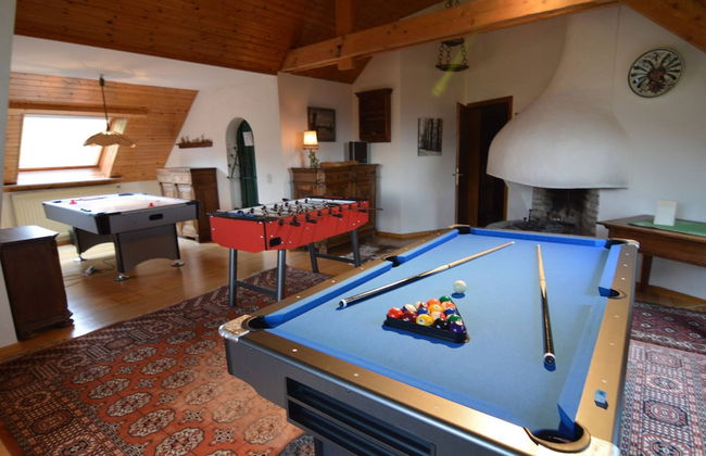 Hillside Retreat With Pond - Photo 24