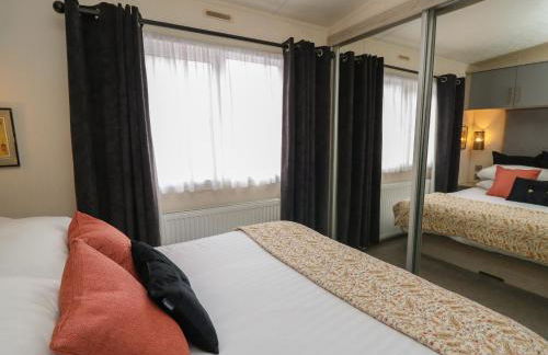 The Hideout - Photo 19