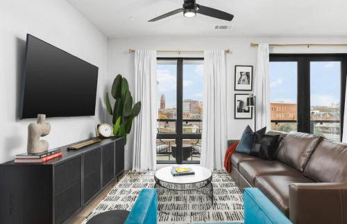 Premium Condo with Huge Patio near Vanderbilt & Downtown - Foto 7