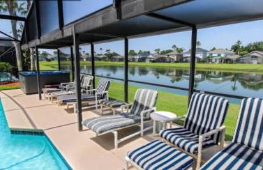 Sunny South Facing Pool with Hot Tub and Lake View Near Disney - Foto 24