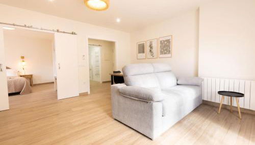 El sueño del Búho 1. Adaptado, chimenea y terraza - Foto 3