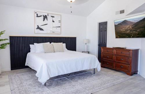 West EP Poolside Mountain Views - Foto 38