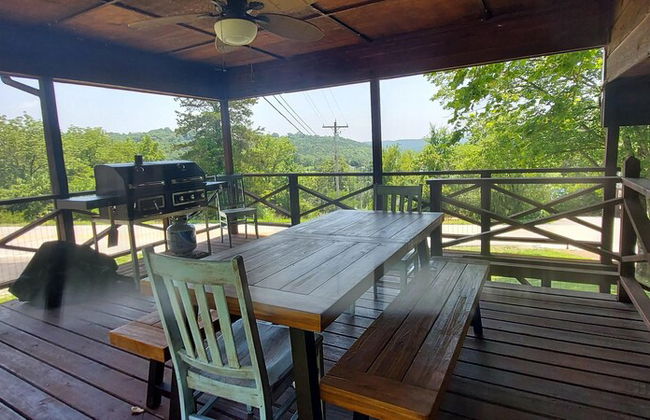 Kozy Cove Cabin - 1 Block to Lake Boat Launch - Covered Boat Parking - Lake Fun - Photo 26