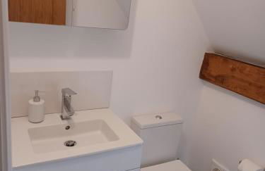 The Studio Loft - A cosy town centre apartment - Photo 8