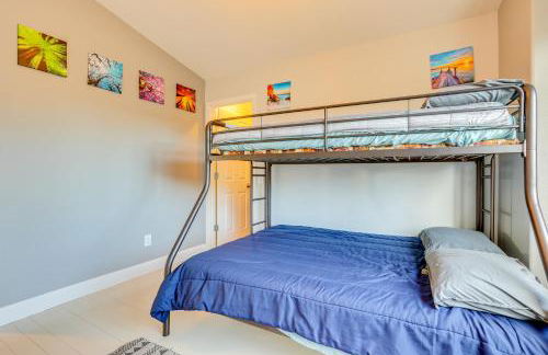 Mtn-View Haven with Hot Tub! 28 Mi to Mt Rose Ski - Foto 24