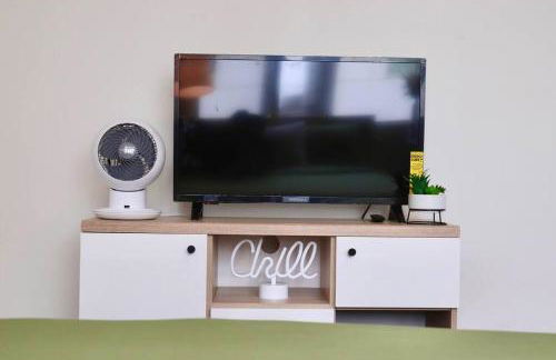 Entire Stunning Townhouse 3br/2.5ba w Parking - Foto 14