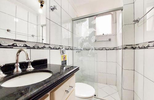 Apto 2 quartos, centro, garagem, ar condicionado - Foto 23