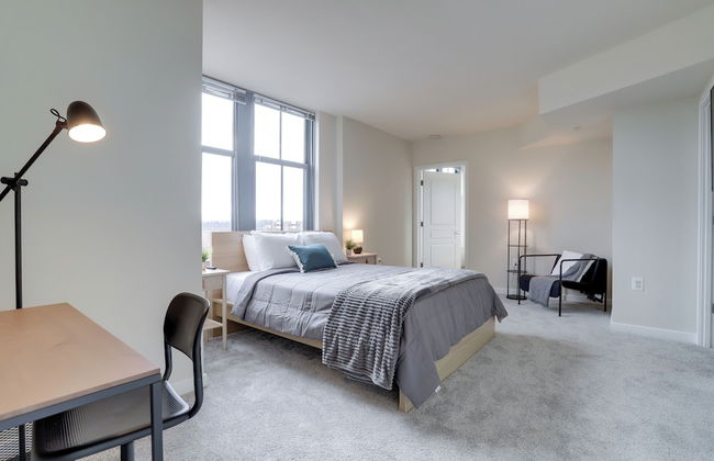 Walkable Alexandria Apts - Photo 22