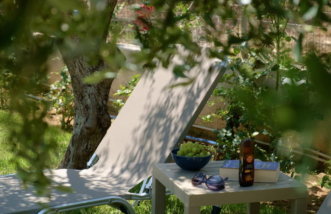 Newly renovated Garden Flat - Photo 24