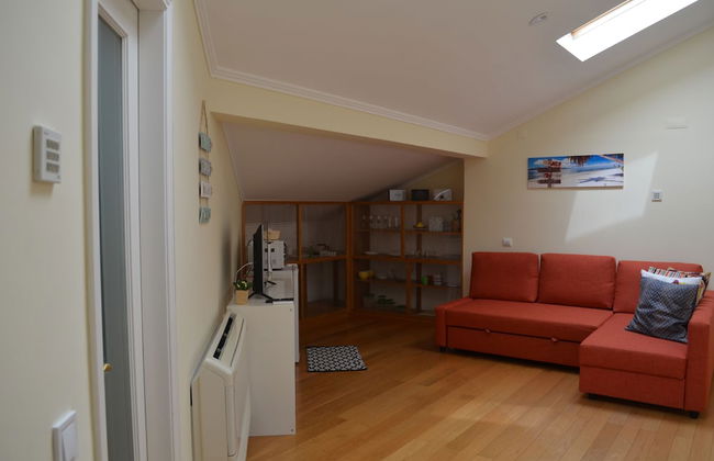 Cozy Studio at Carcavelos Beach - Photo 8