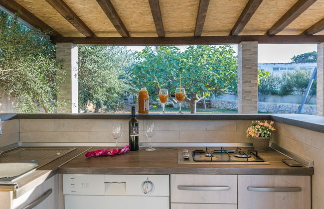 Spacious Holiday Home With Swimming Pool - Foto 10