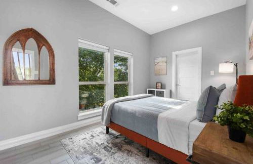 New Swanky Rustic Modern 5 STAR Home near Downtown - Foto 25