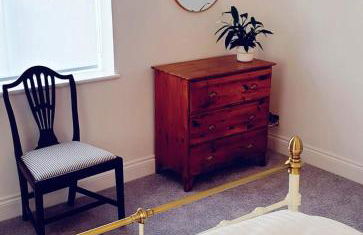 The Old Bank Beautiful Cotswold House with Huge Garden - Photo 26