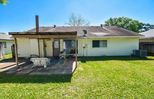 10 Minutes from IAH and Mall, Newly Rehabbed - Foto 78