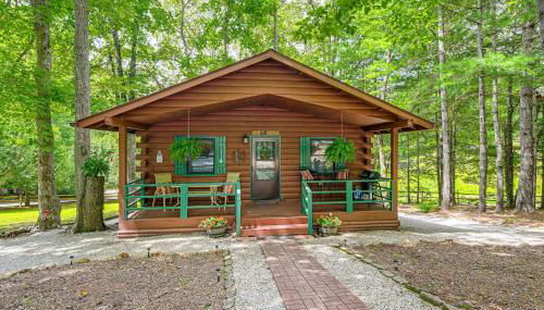 11 Mi to Dtwn Franklin Cabin with Porch! - Foto 3