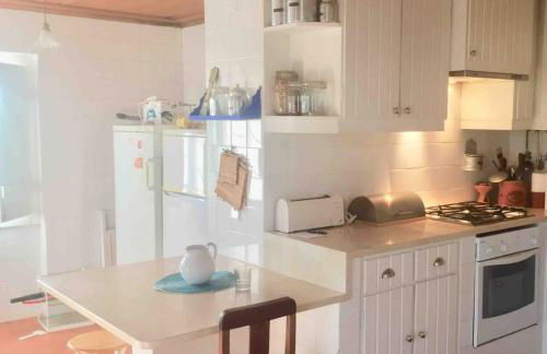 Cottage with Pool,Gourmet BBQ,Wood Oven&Games Barn - Foto 33