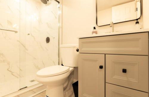 Work, Rest and Gather - Spacious 3BR with Modern Charm - Foto 76