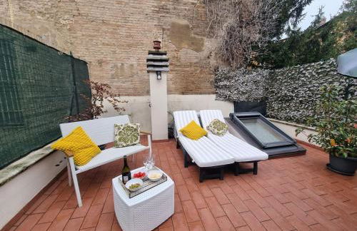 Secret Terrace Downtown Loft, Rooftop Terrace, 2 bedrooms, AC - Photo 24