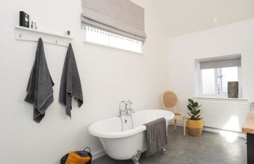 Bwthyn Gwenyn Yr Haf Summer Bee Barns - Photo 17