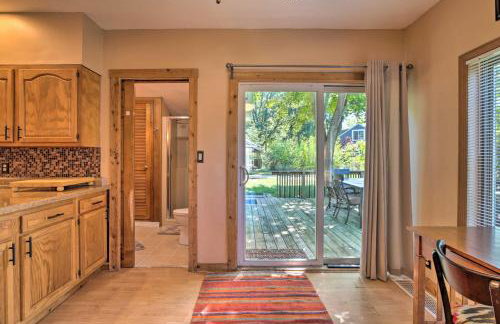 Pet-Friendly Home with Views of Lake Delavan! - Foto 16