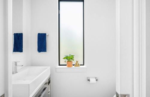 Walk to Restaurants & Entertainment on East Side - Foto 22